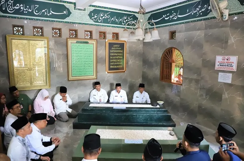 Menyambut HUT ke-499 Jakarta, Pemkot Jakarta Selatan dan Jakarta Utara Ziarah ke Makam Ulama serta Tokoh Pejuang Betawi