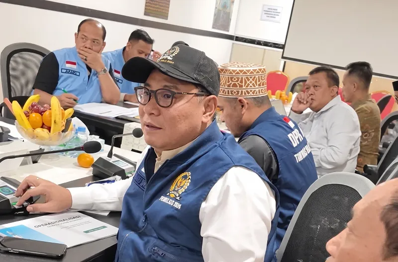 Anggota Tim Pengawas (Timwas) Haji DPR RI, Danang Wicaksana Sulistya usai rapat koordinasi bersama Kepala Daker Madinah di Kantor Daker Madinah, Arab Saudi, Senin (18/05/2026)