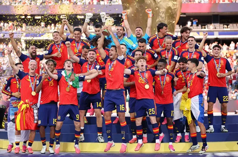 Spanyol Juara