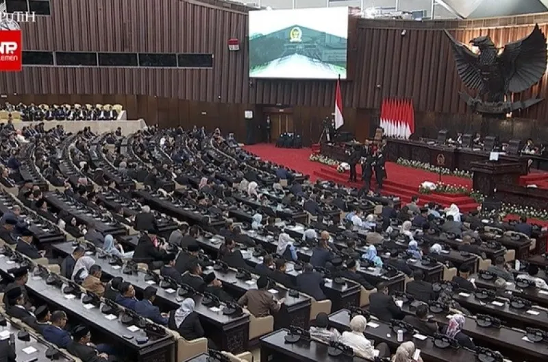 Prabowo Pidato Langsung di DPR, 451 Anggota Hadir dalam Rapat Paripurna