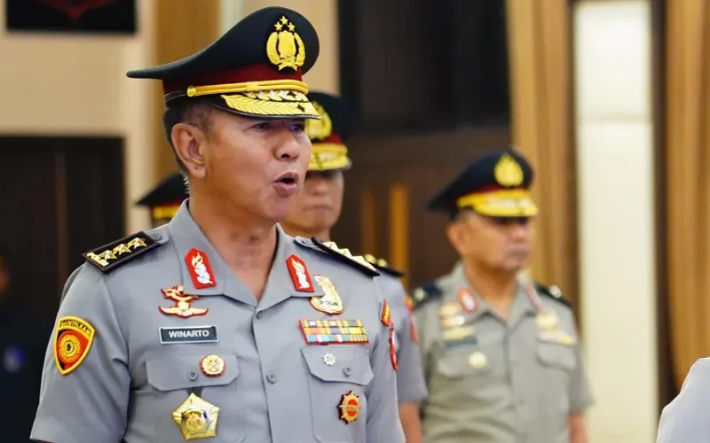 Komjen Pol Winarto