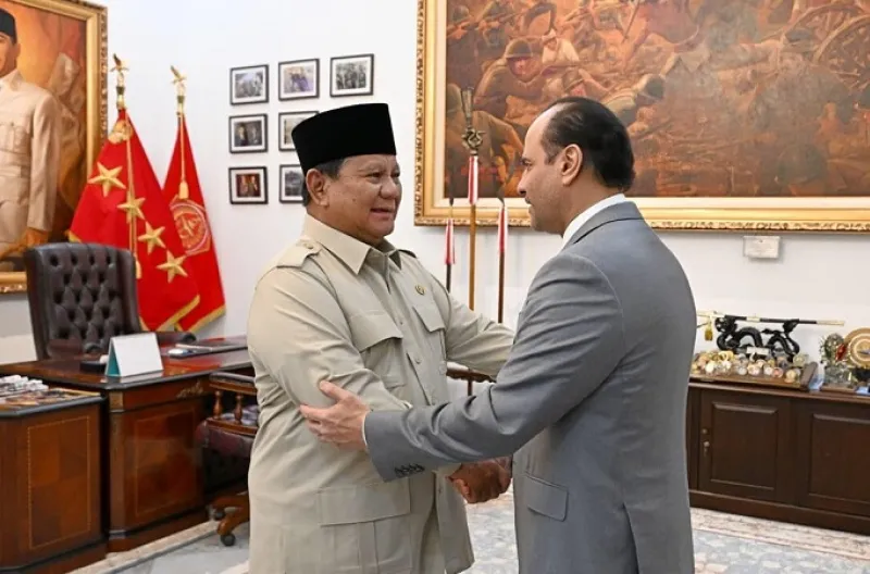 Presiden Republik Indonesia, Prabowo Subianto, menerima kunjungan dari Wakil Perdana Menteri sekaligus Menteri Negara Urusan Pertahanan Qatar, Sheikh Saoud bin Abdulrahman bin Hassan bin Ali Al Thani di Istana Merdeka, Jakarta, pada Senin, 1 Juni 2026