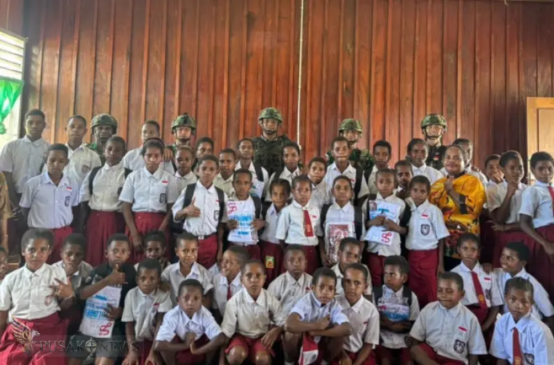 Dari Perbatasan, TNI Buktikan Kepedulian Nyata untuk Pendidikan Papua.
©PusakoNews.com/red