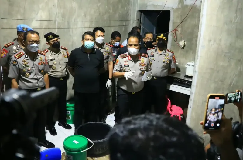 Kapolda Aceh Paparkan Kronologi Terbongkarnya Laboratorium Sabu di Pidie
