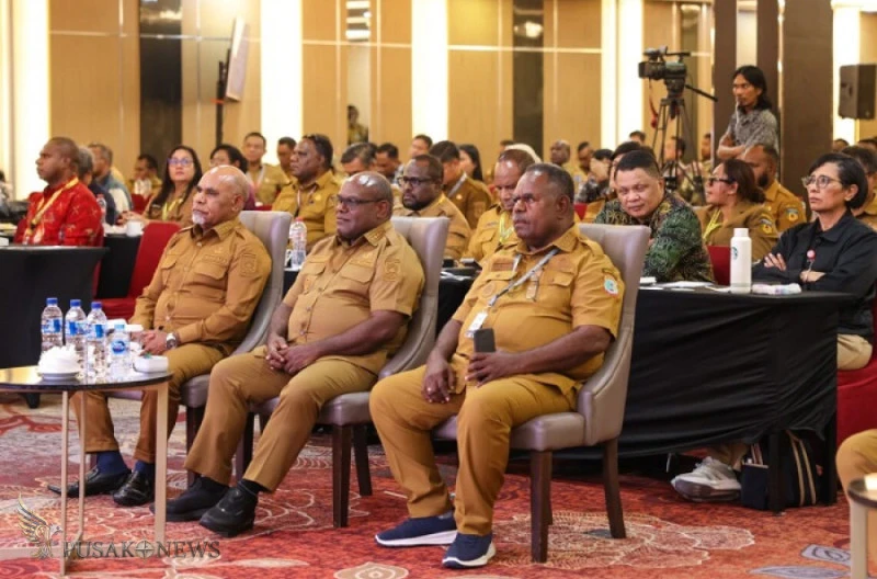 Gubernur Meki Nawipa: Papua Tidak Butuh Orang Pintar, Tapi Orang Jujur