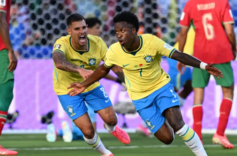 Vinícius Júnior mencetak gol penyeimbang untuk Brasil, yang ditahan imbang oleh Maroko