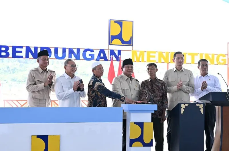 Resmikan 5 Bendungan Senilai Rp9,79 Triliun, Prabowo Perkuat Ketahanan Pangan Nasional Resmikan 5 Bendungan Senilai Rp9,79 Triliun, Prabowo Perkuat Ketahanan Pangan Nasional