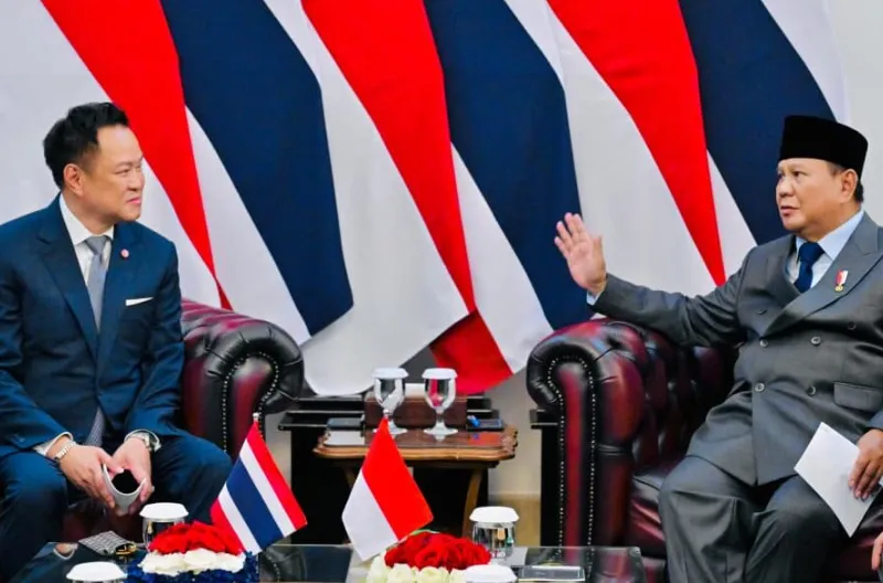 Presiden Republik Indonesia Prabowo Subianto melakukan pertemuan empat mata dengan Perdana Menteri (PM) Kerajaan Tailan Anutin Charnvirakul di Istana Merdeka, Jakarta, pada Senin, 3 Agustus 2026