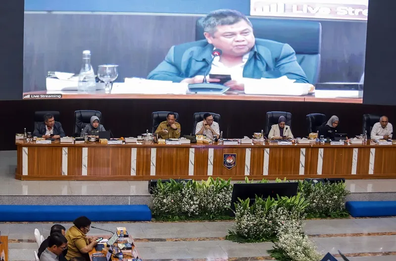Rapat Koordinasi dan Monitoring Perluasan Piloting Digitalisasi Bantuan Sosial di 43 Kabupaten/Kota yang berlangsung secara hybrid dari Gedung Sasana Bhakti Praja, Kantor Kementerian Dalam Negeri, Jakarta pada Selasa, 30 Juni 2026
