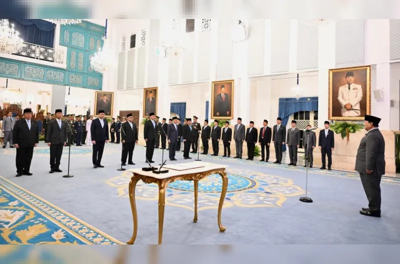 Presiden Republik Indonesia Prabowo Subianto melantik empat wakil menteri negara Kabinet Merah Putih dalam sisa masa jabatan periode tahun 2024–2029 di Istana Negara, Jakarta, pada Kamis, 15 Oktober 2026