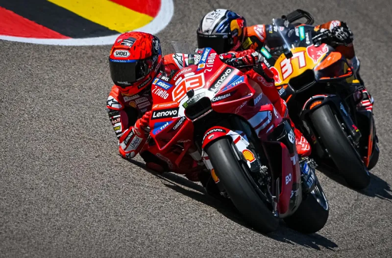 MotoGP Jerman 2026: Marc Marquez Kunci Pole, Alex Marquez Tempel Ketat