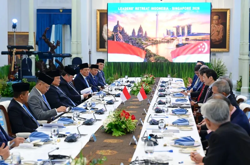 Hangat hingga Perpisahan, Presiden Prabowo Antar Langsung Keberangkatan PM Lawrence Wong