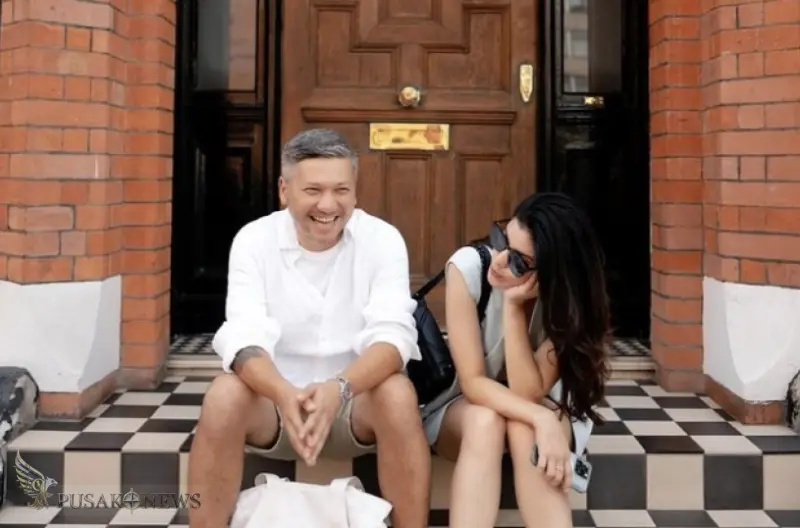 Gading Marten and Medina Dina berlibur bareng ke DUbai
©PusakoNews.com/red