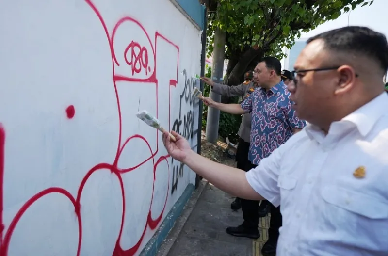 Pramono Tegas! Pelaku Vandalisme Terancam Diblacklist dari Transportasi Umum Jakarta