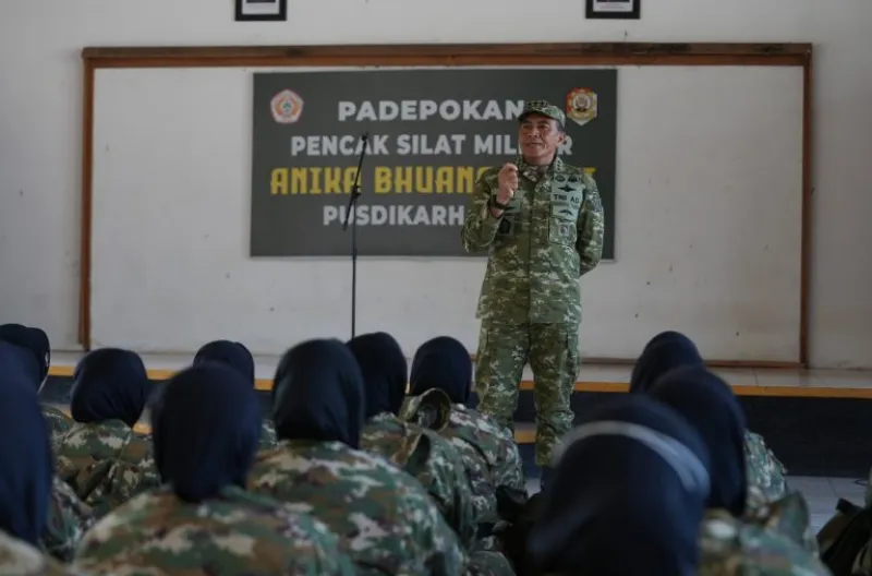 Pelaksanaan Program Pembekalan Bela Negara SPPI Tahun 2026 di Satuan Pendidikan Pusat Pendidikan Arhanud (Pusdikarhanud), Malang, Jawa Timur, Jumat (3/7/2026)