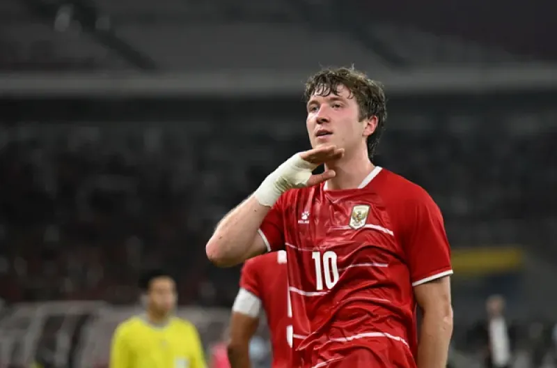 Pesepak bola Timnas Indonesia Ole Lennard Ter Haar Romenij merayakan gol yang dicetaknya ke gawang Timnas Oman dalam laga FIFA Match Day di Stadion Utama Gelora Bung Karno (SUGBK), Senayan, Jakarta, Jumat (5/6/2026)